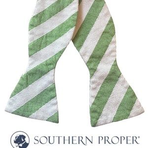 Southern Proper Bow Tie